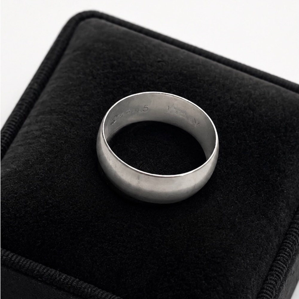 925 Sterling Silver Classic Men's Silver Band Ring Size 9